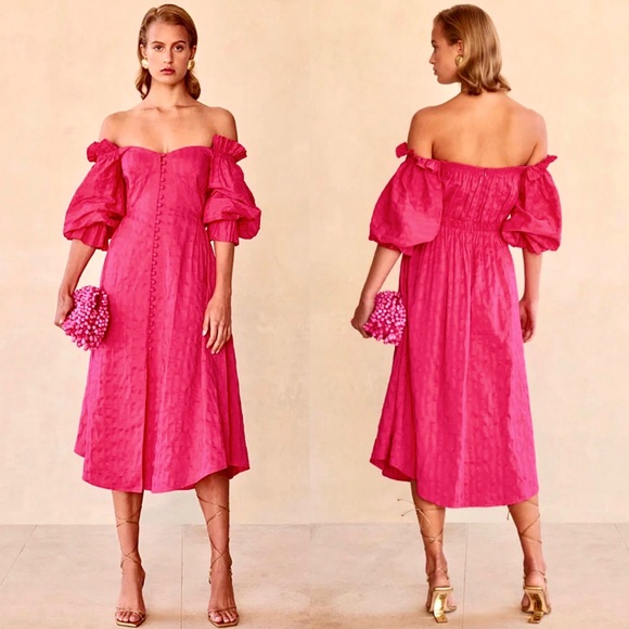 ๐บ๐HP๐๐บ NWT Cult Gaia Simona Off-The-Shoulder Ruffled Midi Dress Dragonfruit - Picture 9 of 16